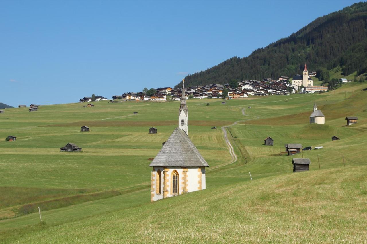 Appartementhaus Sabine Obertilliach Exteriör bild